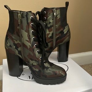 Steve Madden Latch Bootie Black Camo